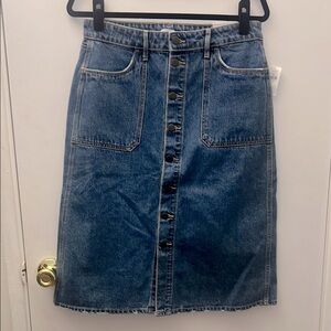 Old Navy Button-Front Denim Skirt